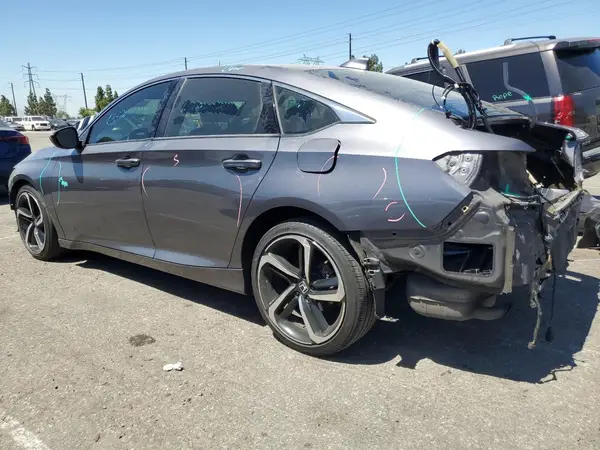 1HGCV1F36JA096641 2018 HONDA ACCORD - Image 2