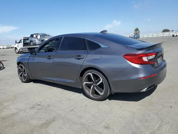 1HGCV1F36JA099538 2018 HONDA ACCORD - Image 2