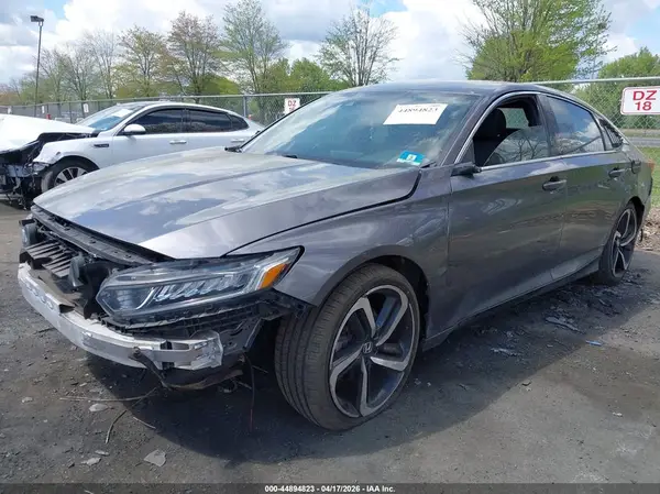 1HGCV1F36JA103829 2018 HONDA ACCORD - Image 2