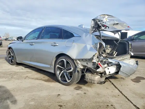 1HGCV1F36JA113549 2018 HONDA ACCORD - Image 2