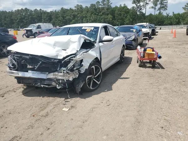 1HGCV1F36JA120341 2018 HONDA ACCORD - Image 1