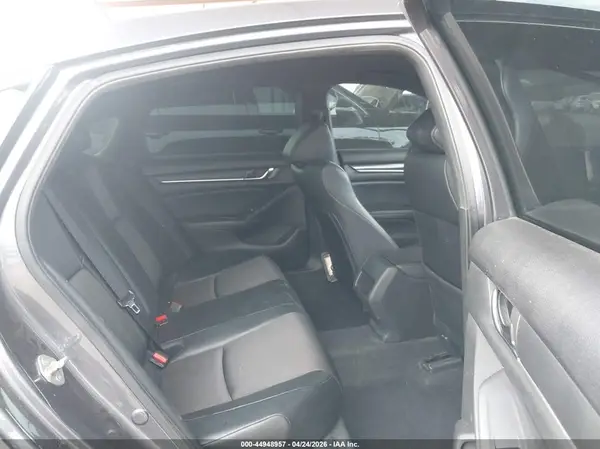 1HGCV1F36JA132411 2018 HONDA ACCORD - Image 8