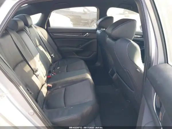 1HGCV1F36JA139875 2018 HONDA ACCORD - Image 8