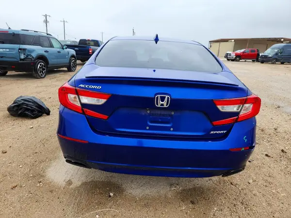 2018 HONDA ACCORD auction photo 6