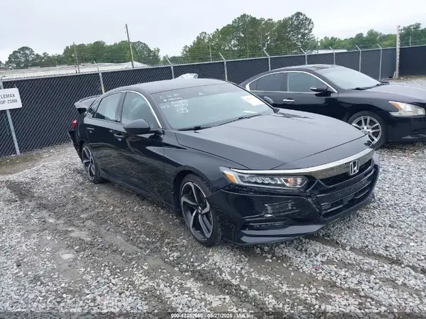 1HGCV1F36JA148818 2018 HONDA ACCORD - Image 1