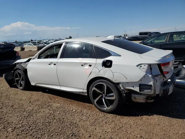 1HGCV1F36JA154067 2018 HONDA ACCORD - Image 2