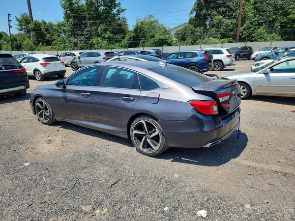 1HGCV1F36JA155199 2018 HONDA ACCORD - Image 2