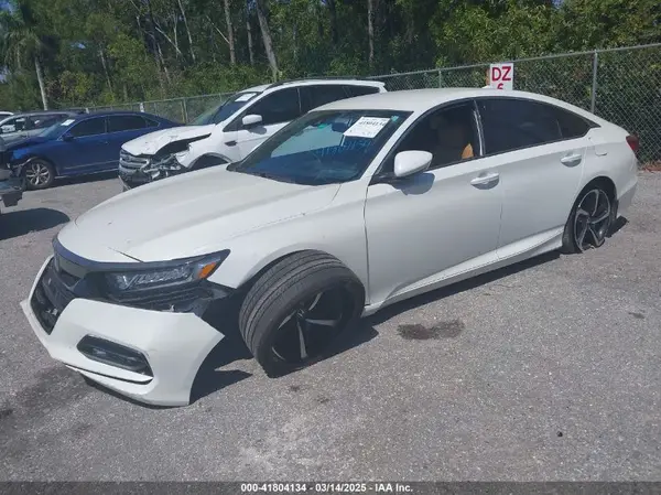 1HGCV1F36JA155459 2018 HONDA ACCORD - Image 2