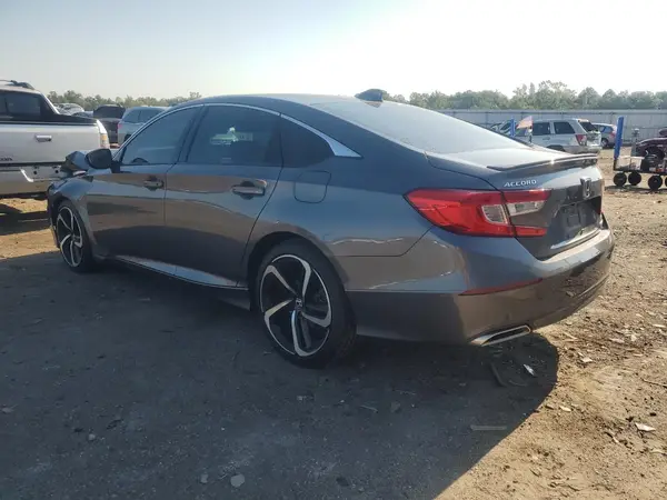1HGCV1F36JA166123 2018 HONDA ACCORD - Image 2