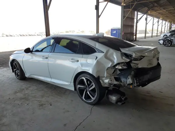 1HGCV1F36JA170205 2018 HONDA ACCORD - Image 2