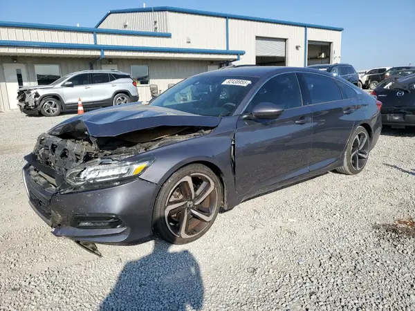 1HGCV1F36JA170429 2018 HONDA ACCORD - Image 1