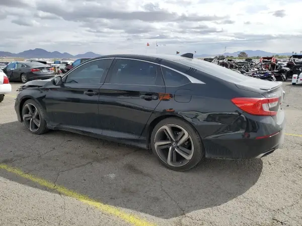 1HGCV1F36JA172438 2018 HONDA ACCORD - Image 2