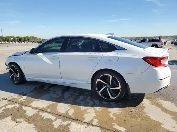 1HGCV1F36JA175386 2018 HONDA ACCORD - Image 2