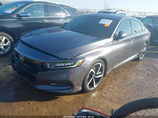 1HGCV1F36JA179535 2018 HONDA ACCORD - Image 2