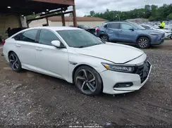 1HGCV1F36JA180958 2018 HONDA ACCORD