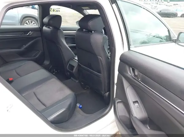 1HGCV1F36JA180958 2018 HONDA ACCORD - Image 8