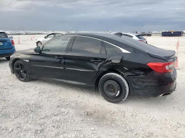 1HGCV1F36JA182497 2018 HONDA ACCORD - Image 2
