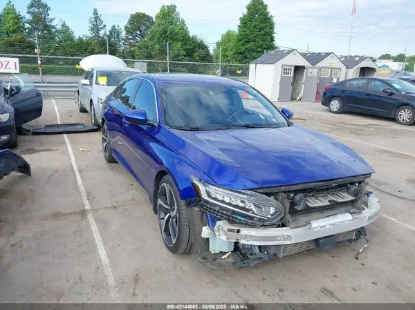 1HGCV1F36JA193838 2018 HONDA ACCORD - Image 1