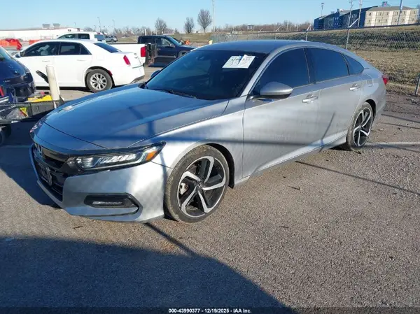 1HGCV1F36JA198408 2018 HONDA ACCORD - Image 2