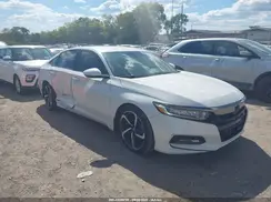 1HGCV1F36JA204563 2018 HONDA ACCORD