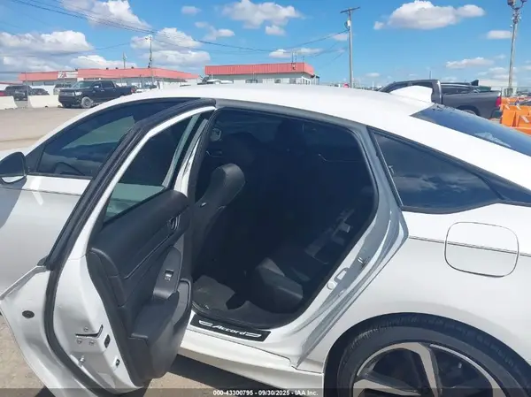 1HGCV1F36JA204563 2018 HONDA ACCORD - Image 8