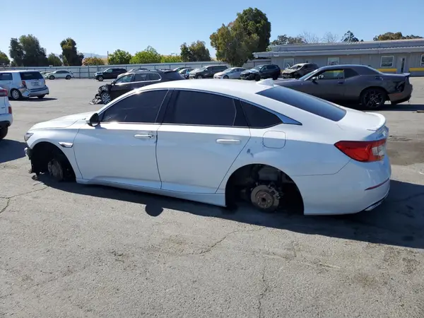 1HGCV1F36JA212792 2018 HONDA ACCORD - Image 2