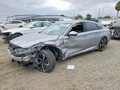 1HGCV1F36JA213201 2018 HONDA ACCORD
