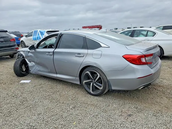 1HGCV1F36JA213201 2018 HONDA ACCORD - Image 2