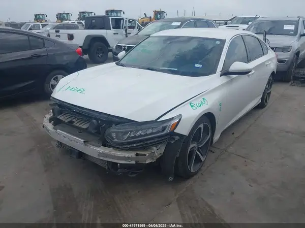 1HGCV1F36JA217359 2018 HONDA ACCORD - Image 2
