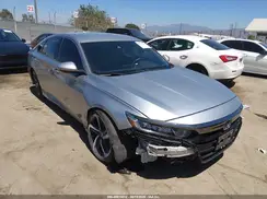 1HGCV1F36JA218740 2018 HONDA ACCORD