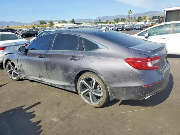 1HGCV1F36JA228362 2018 HONDA ACCORD - Image 2