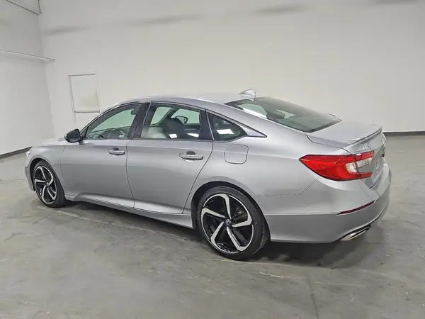 1HGCV1F36JA230810 2018 HONDA ACCORD - Image 2