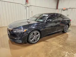 1HGCV1F36JA230869 2018 HONDA ACCORD