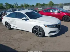 1HGCV1F36JA233917 2018 HONDA ACCORD