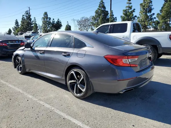 1HGCV1F36JA240608 2018 HONDA ACCORD - Image 2