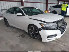 1HGCV1F36JA242469 2018 HONDA ACCORD