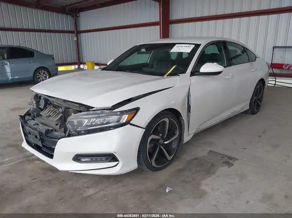 1HGCV1F36JA242469 2018 HONDA ACCORD - Image 2