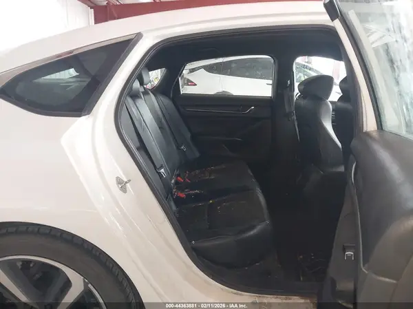 1HGCV1F36JA242469 2018 HONDA ACCORD - Image 8