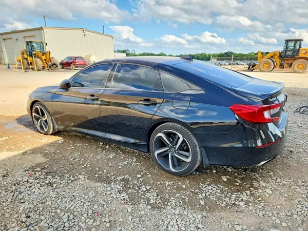 1HGCV1F36JA242827 2018 HONDA ACCORD - Image 2