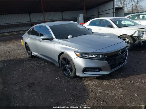 1HGCV1F36JA242858 2018 HONDA ACCORD - Image 1