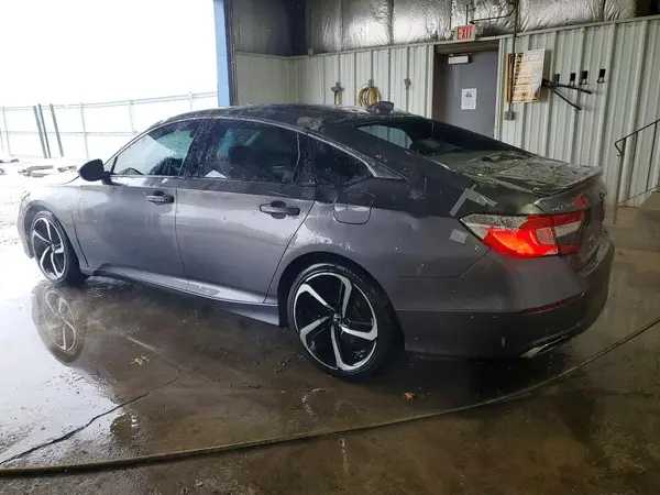 1HGCV1F36JA247719 2018 HONDA ACCORD - Image 2