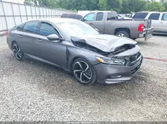 1HGCV1F36JA250832 2018 HONDA ACCORD
