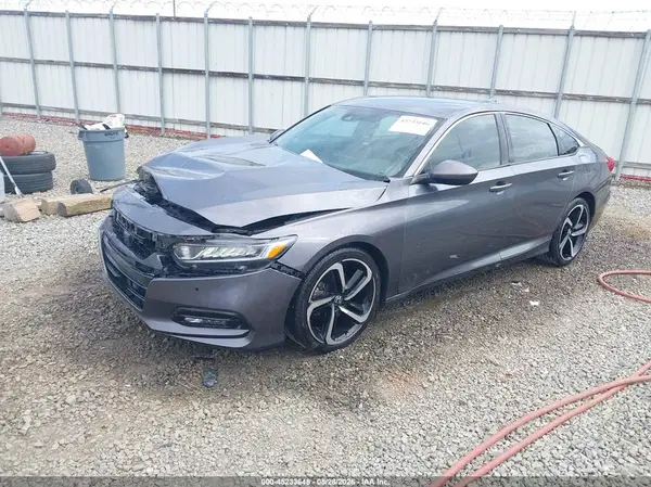 1HGCV1F36JA250832 2018 HONDA ACCORD - Image 2