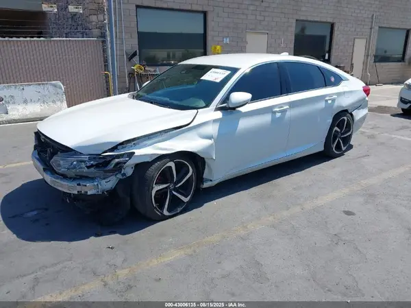 1HGCV1F36JA255559 2018 HONDA ACCORD - Image 2