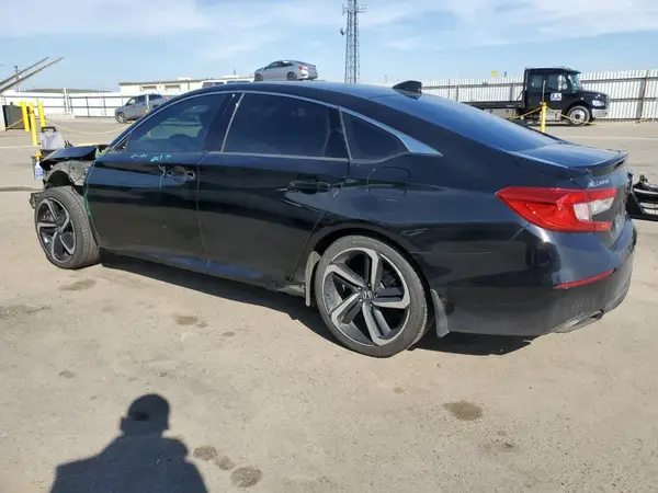 1HGCV1F36JA256890 2018 HONDA ACCORD - Image 2