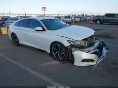 1HGCV1F36JA262737 2018 HONDA ACCORD
