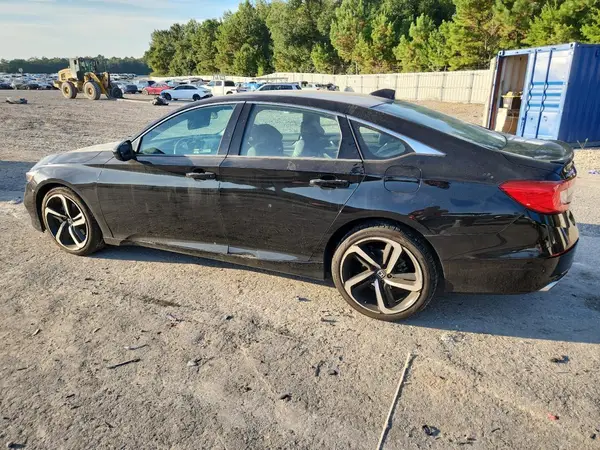 1HGCV1F36JA265511 2018 HONDA ACCORD - Image 2