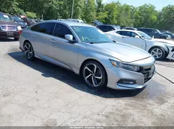 1HGCV1F36JA265606 2018 HONDA ACCORD