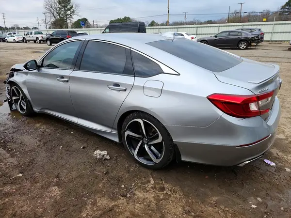 1HGCV1F36JA268604 2018 HONDA ACCORD - Image 2