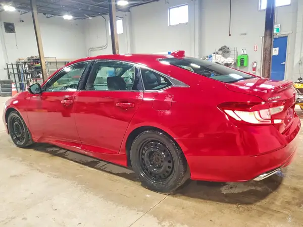 1HGCV1F36JA812129 2018 HONDA ACCORD - Image 2